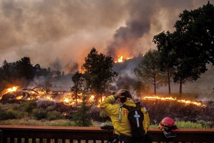 National Weather Service issues red flag warning as California contends with two new blazes