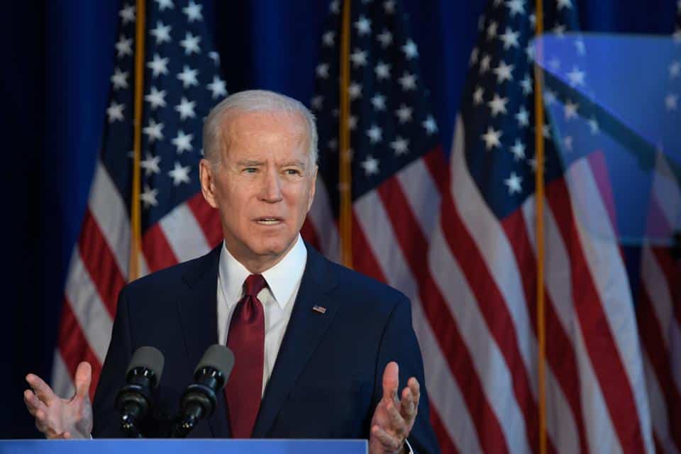 0-Americans-Approve-Poll-Says-Biden