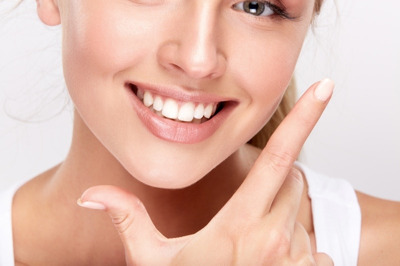 How To Whiten Teeth? Whiten Teeth At Home In One Day