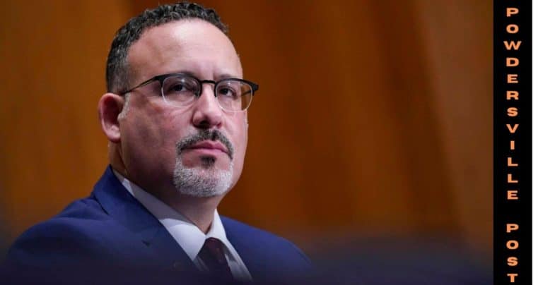 Miguel Cordona Raises His Voice Against The Kids Suffering